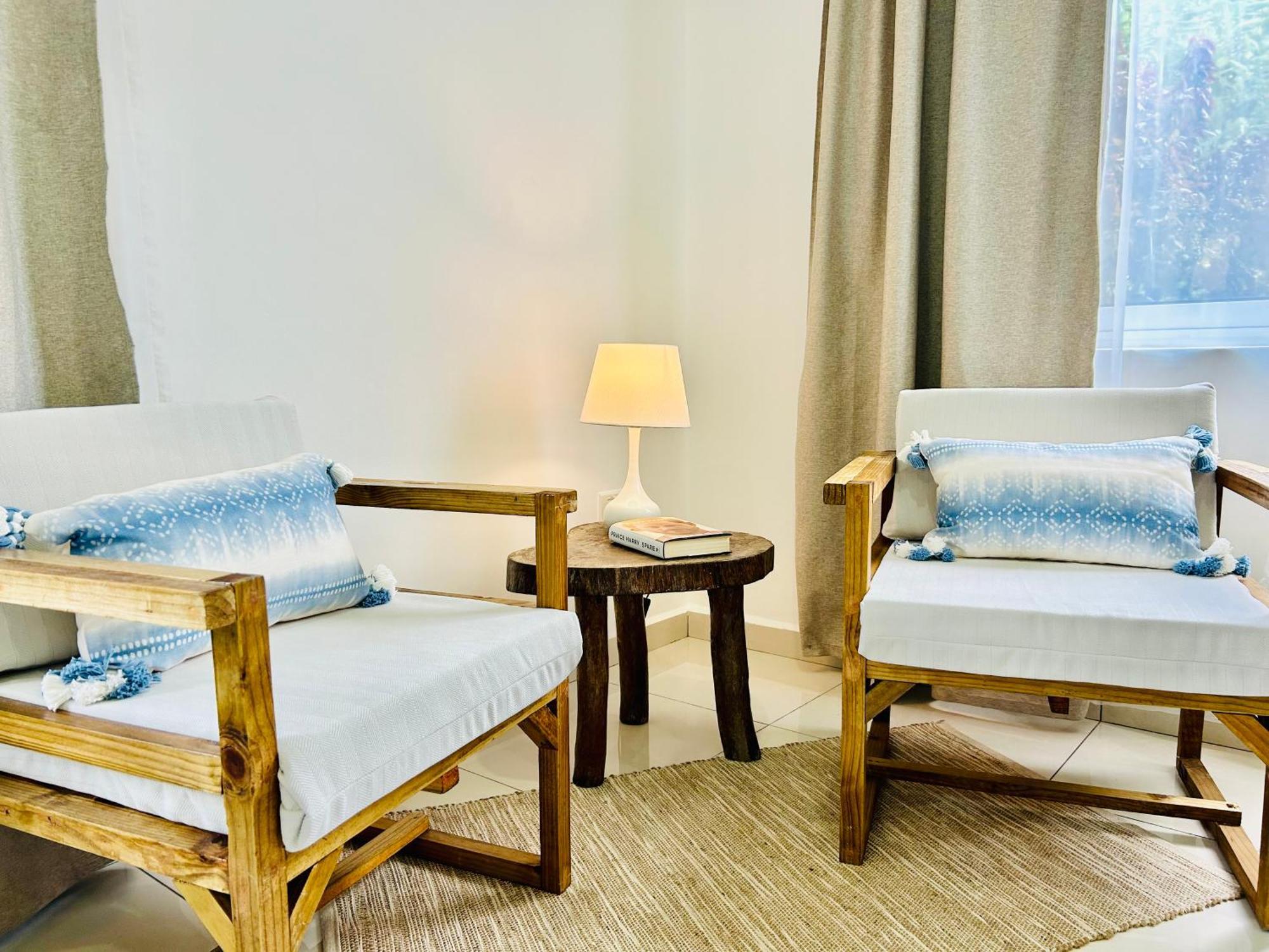 The Seaboards Apartments Seychelles Анс Роял Екстериор снимка
