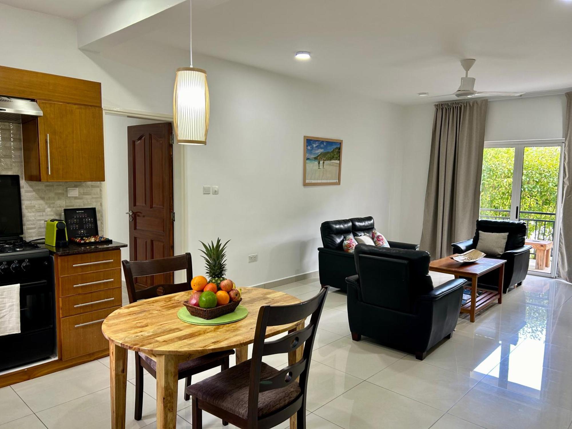 The Seaboards Apartments Seychelles Анс Роял Екстериор снимка